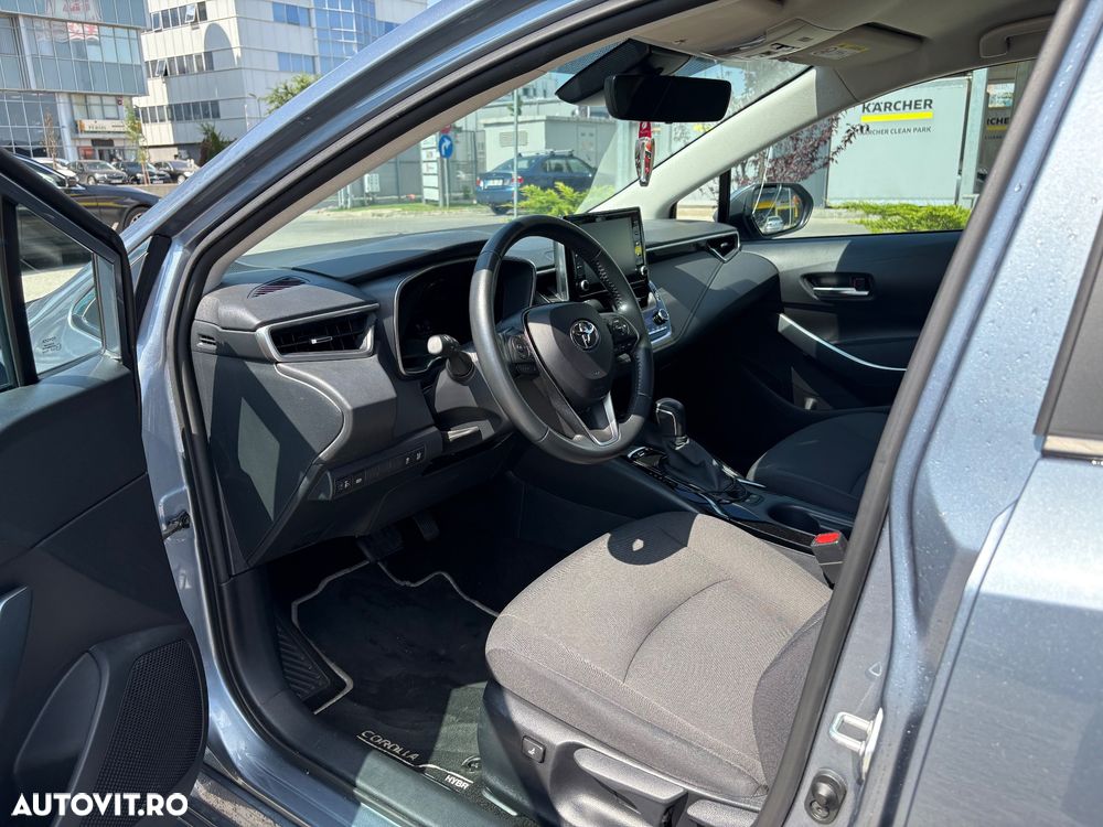 Toyota Corolla 1.8 HEV Dynamic - 8
