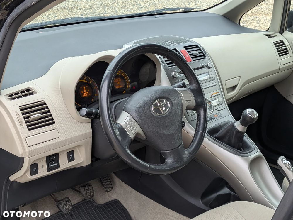 Toyota Auris 1.6 VVT-i Prestige - 12