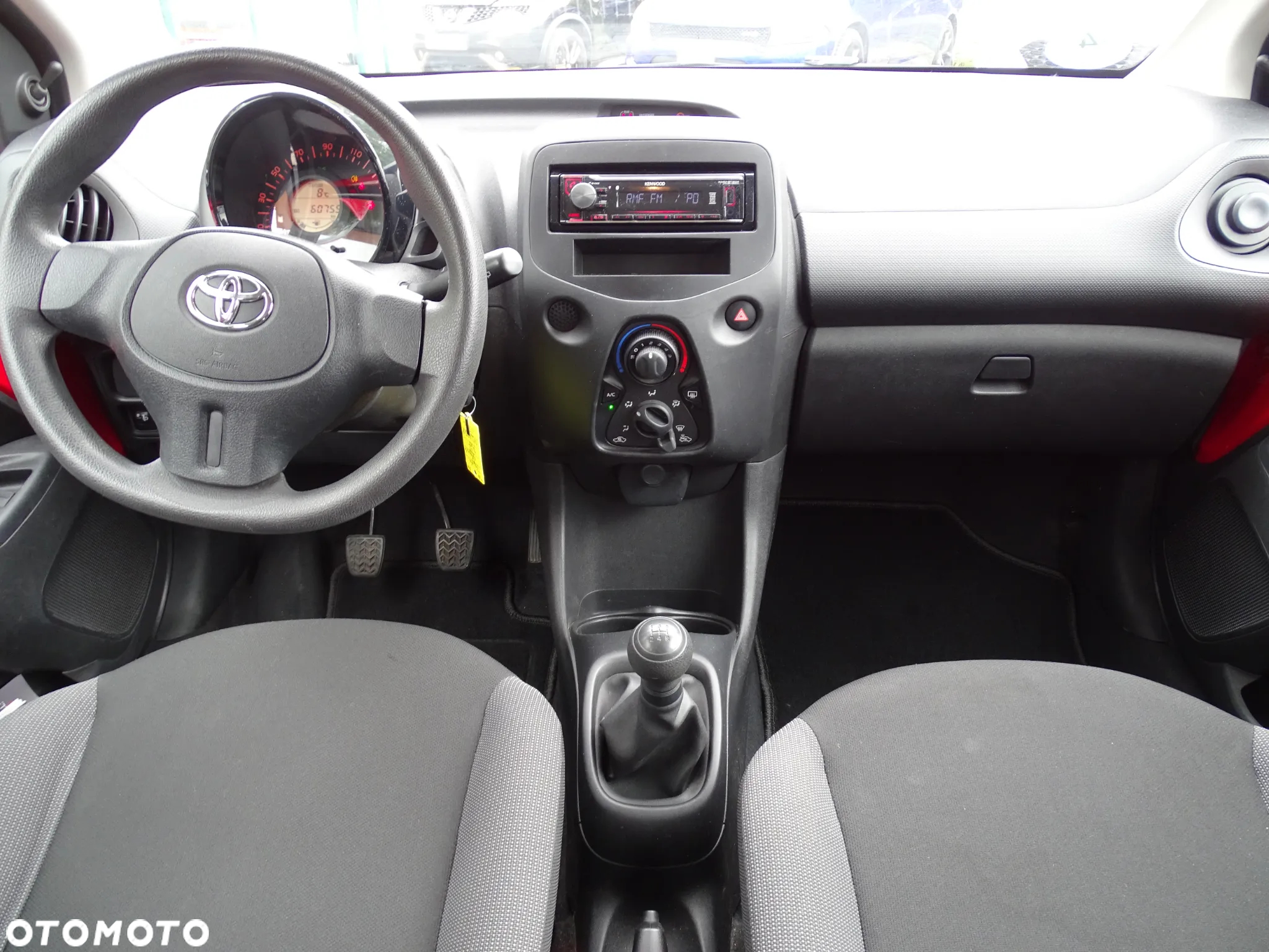 Toyota Aygo x-business - 19