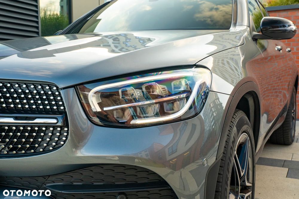 Mercedes-Benz GLC 300 e 4-Matic Business Edition - 29