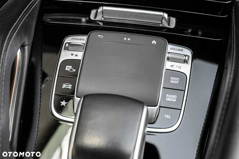 Mercedes-Benz GLE - 19