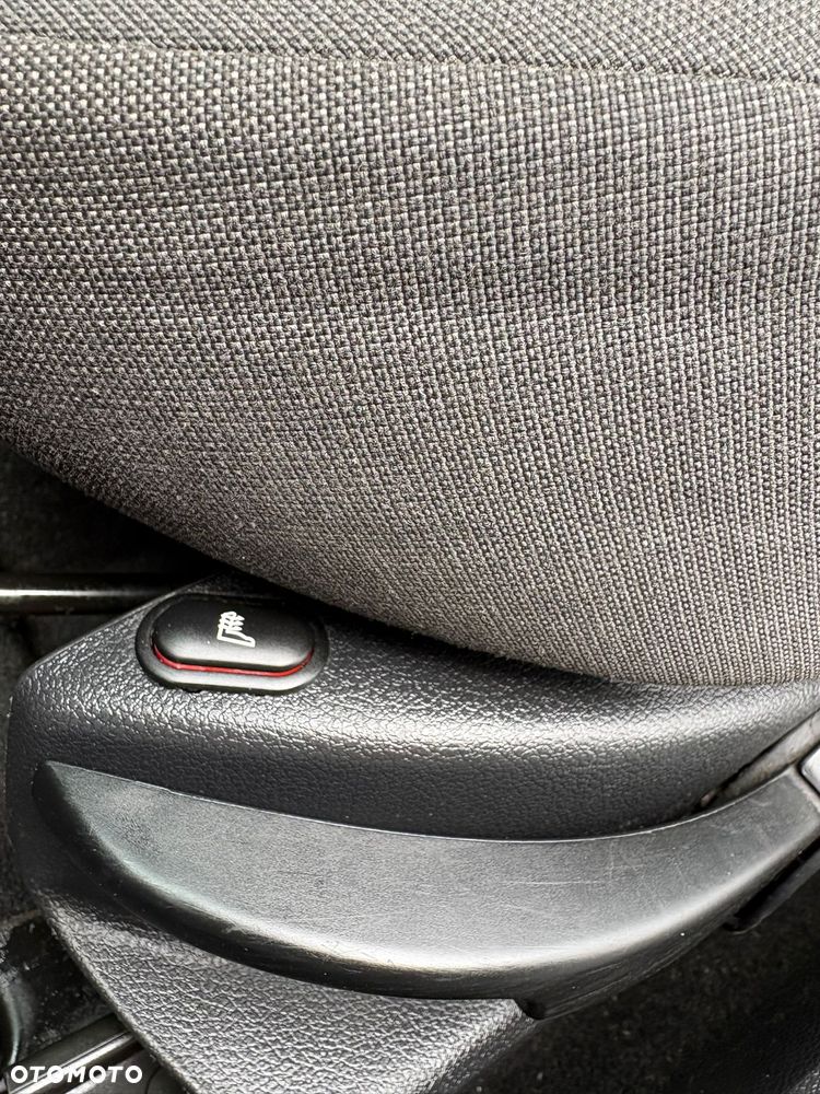 Ford Fiesta 1.4 TDCi Ambiente - 13