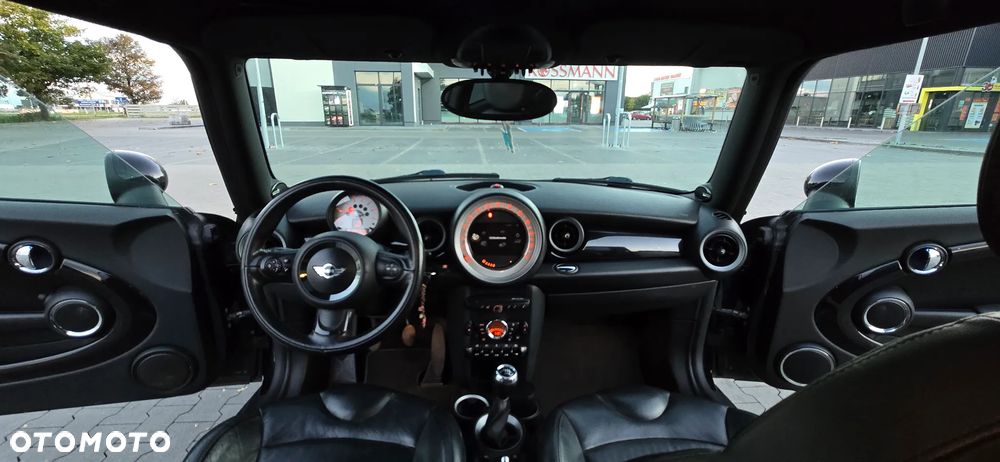 MINI Clubman Cooper D - 15