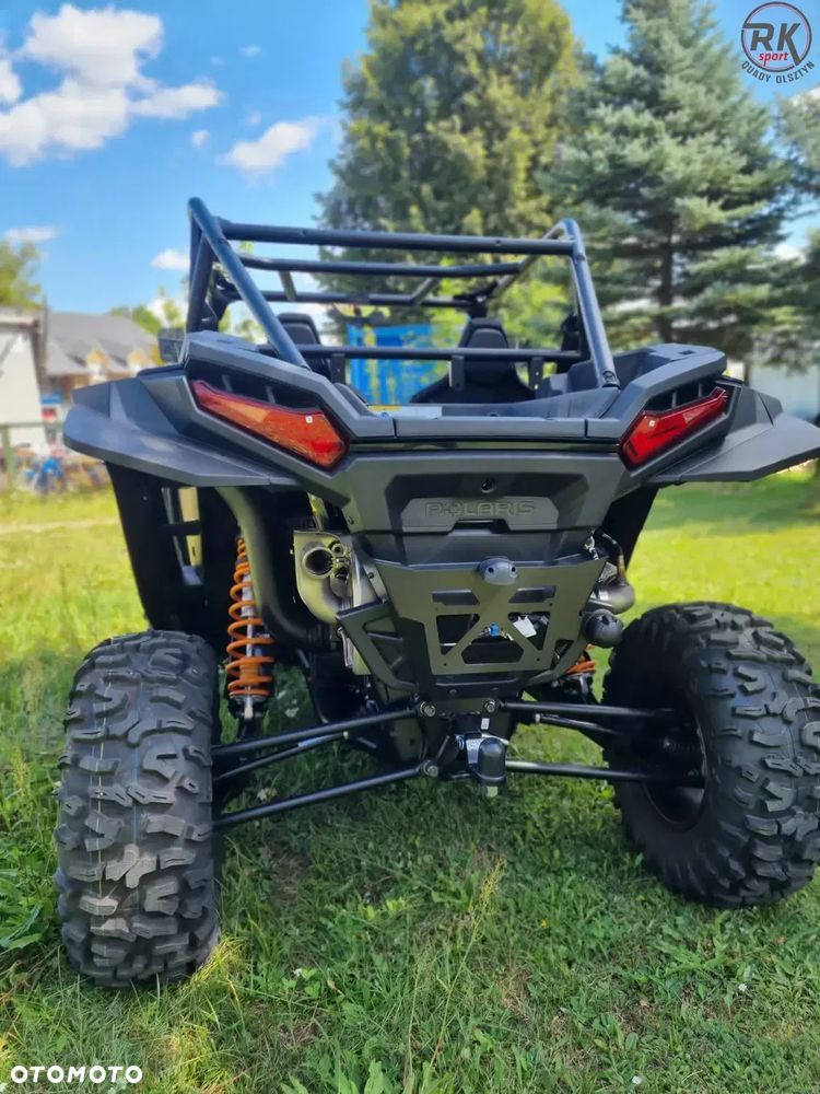 Polaris RZR - 6