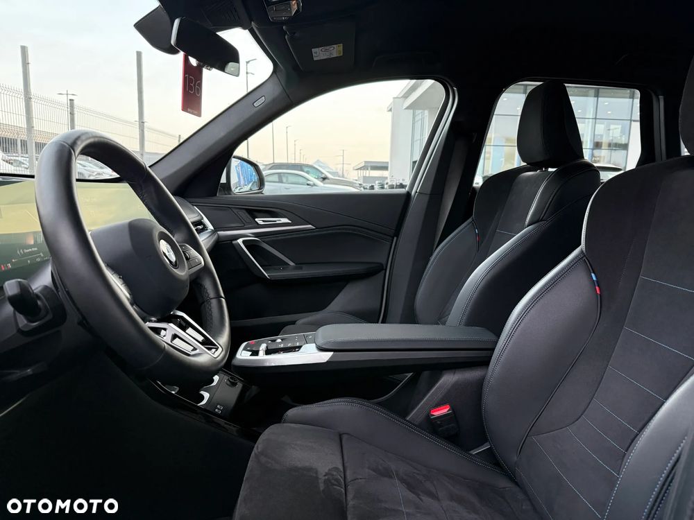 BMW X1 sDrive20i - 26