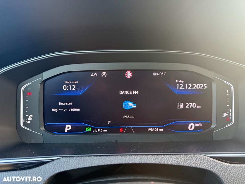 Volkswagen Passat 2.0 TDI SCR DSG Business - 23