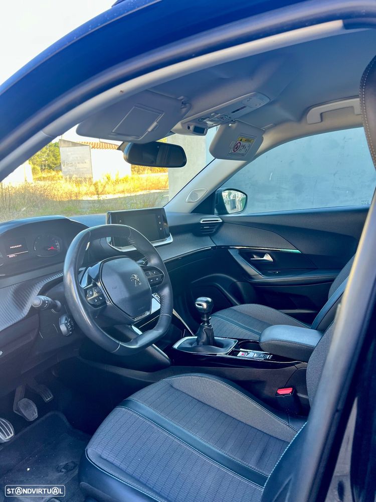 Peugeot 2008 1.2 PureTech Allure Pack - 11