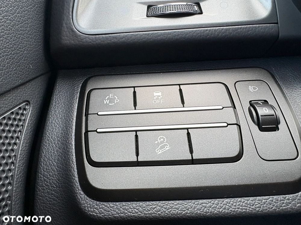 SsangYong/KGM XLV 1.6 Crystal - 19