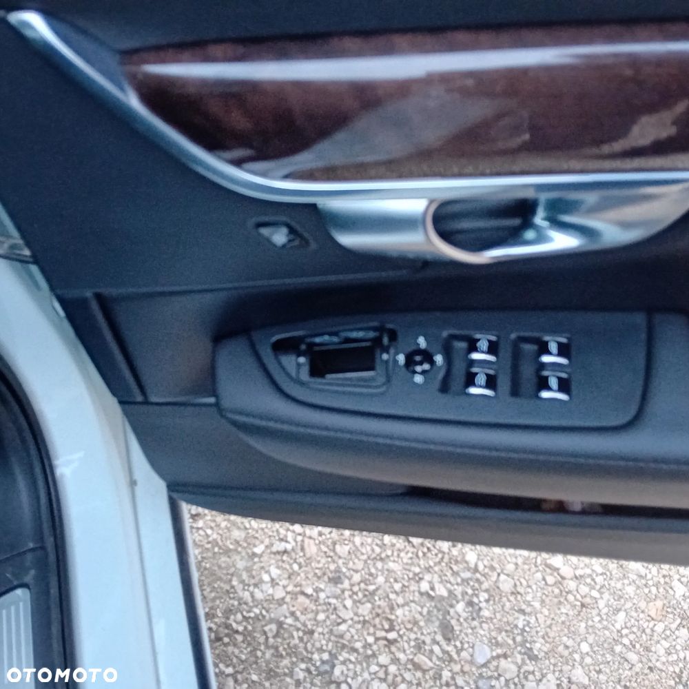 Volvo S90 T5 Geartronic Momentum - 16