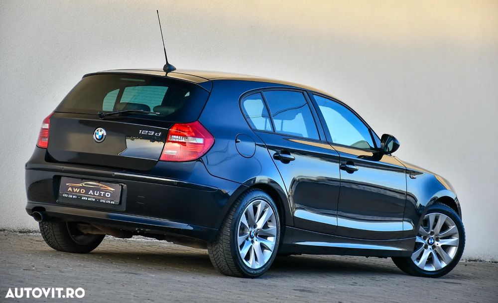 BMW Seria 1 123d DPF Aut. Edition Sport - 4