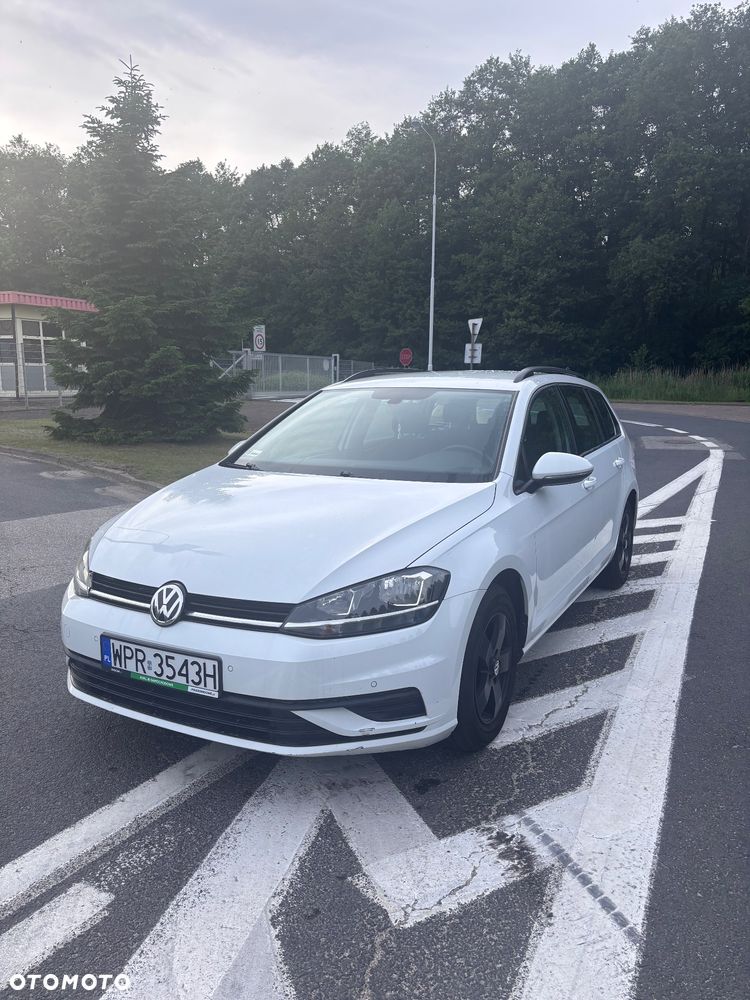 Volkswagen Golf 1.6 TDI BMT Comfortline - 1