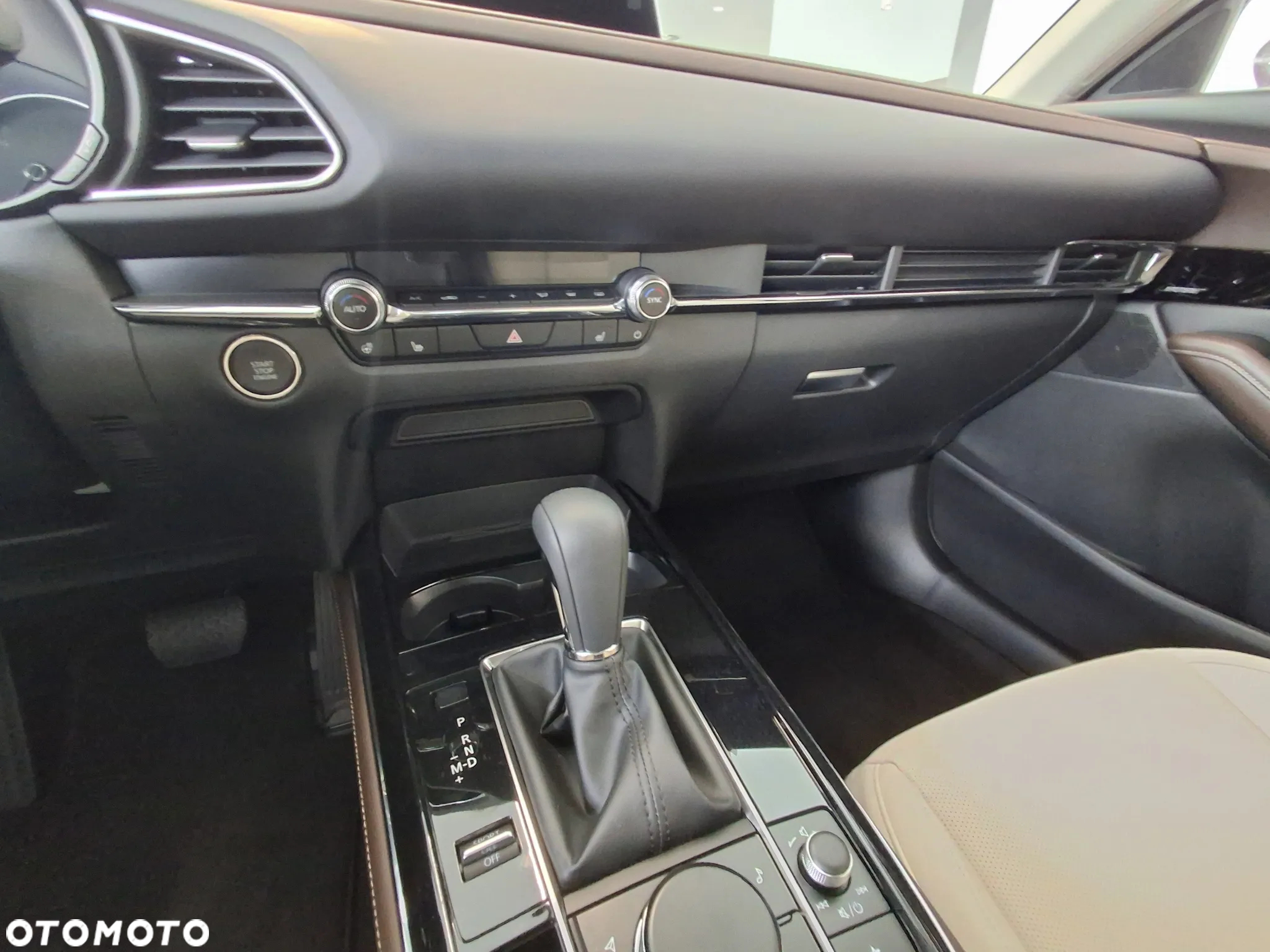 Mazda CX-30 2.0 mHEV Takumi 2WD - 16