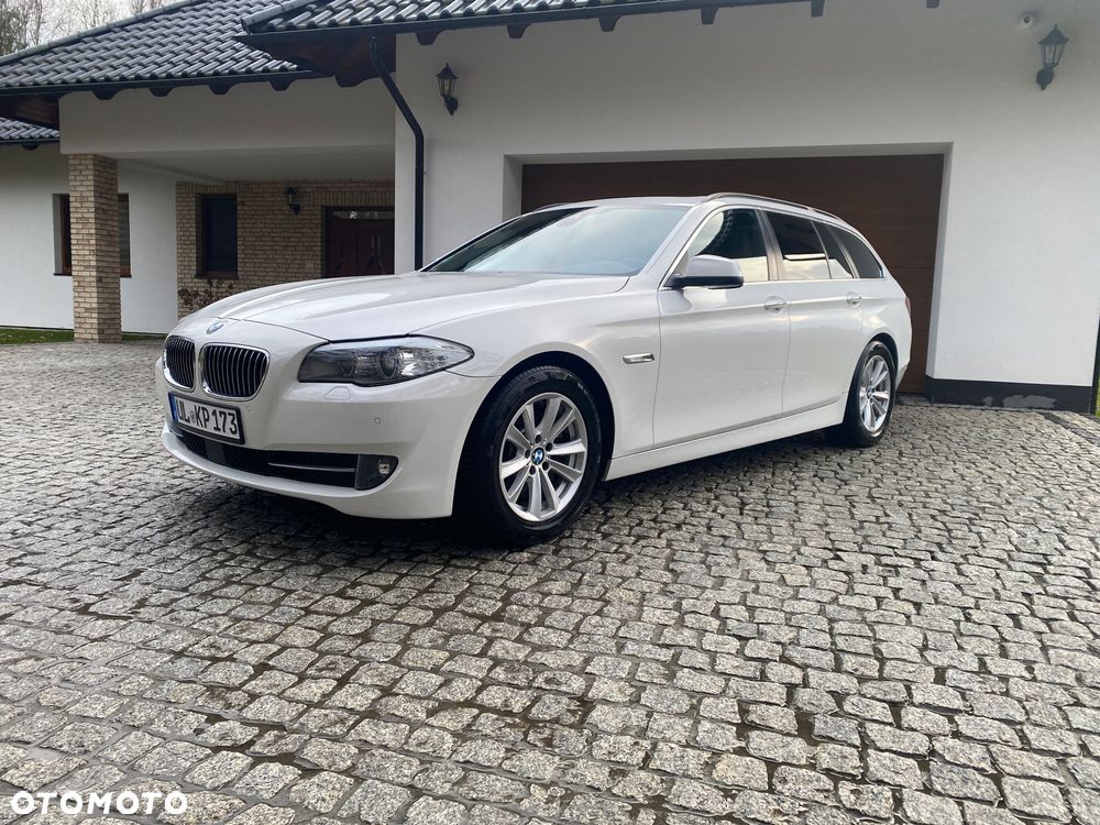 BMW Seria 5 525d xDrive Sport-Aut - 8