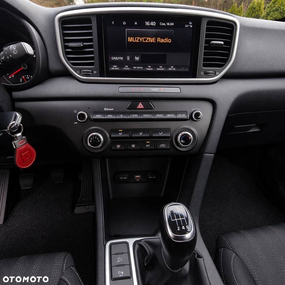 Kia Sportage 1.6 GDI 2WD ISG Dream-Team Edition - 30