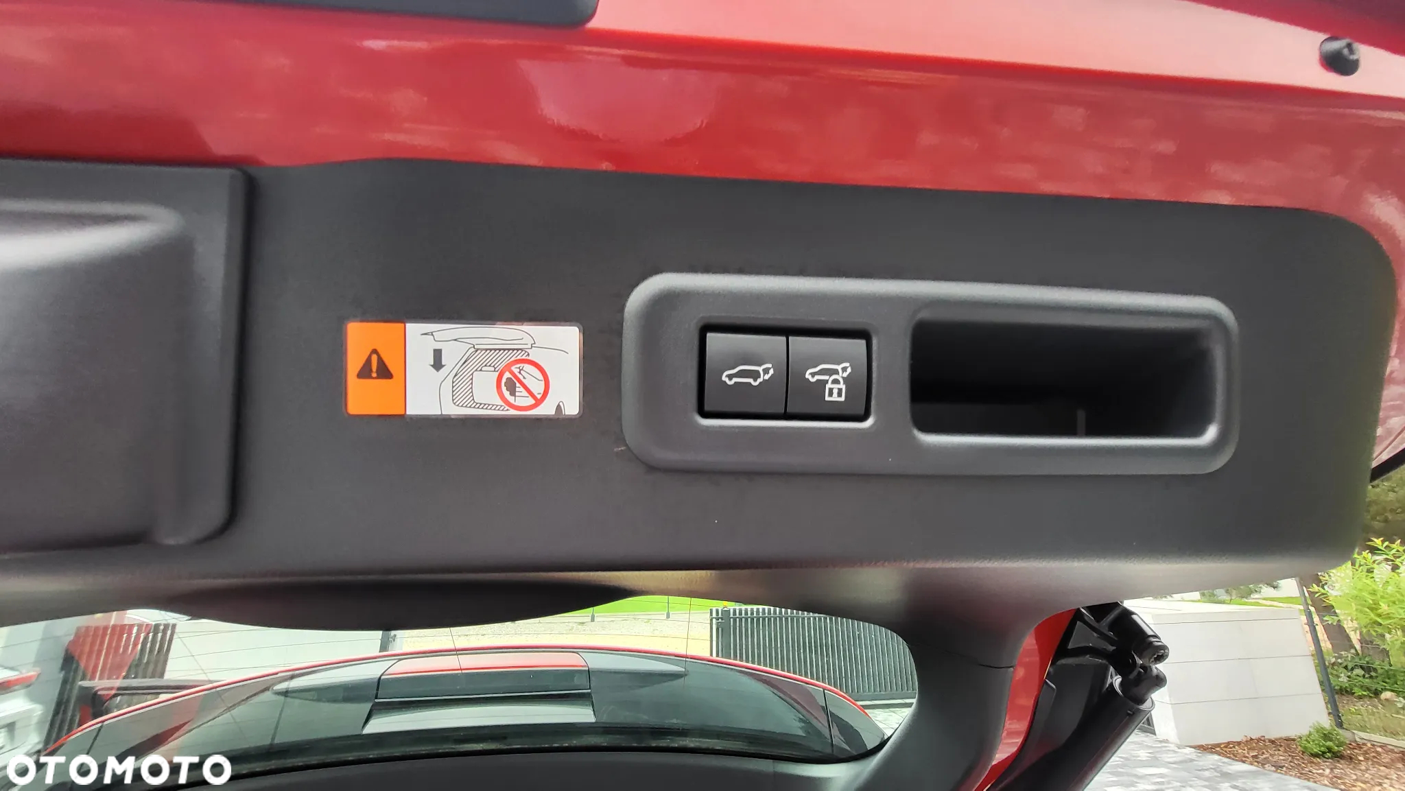 Lexus LBX 1.5 Hybrid Emotion - 31