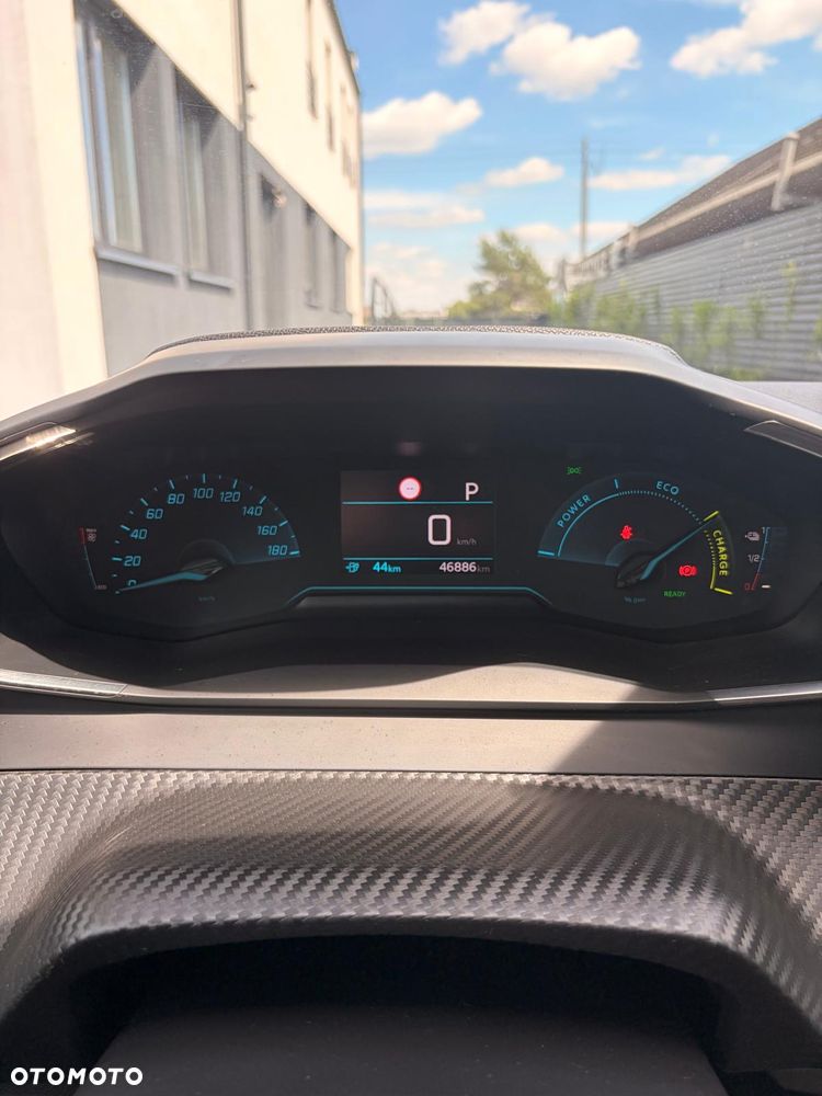 Peugeot 208 Allure Pack - 18