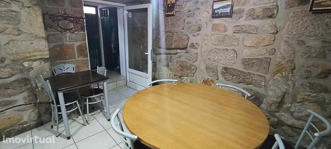 Café e Restaurante, equipado e a laborar - Grande imagem: 4/10