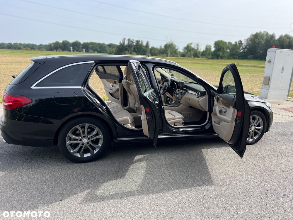 Mercedes-Benz Klasa C 220 CDI BlueEff Edition Elegance - 1