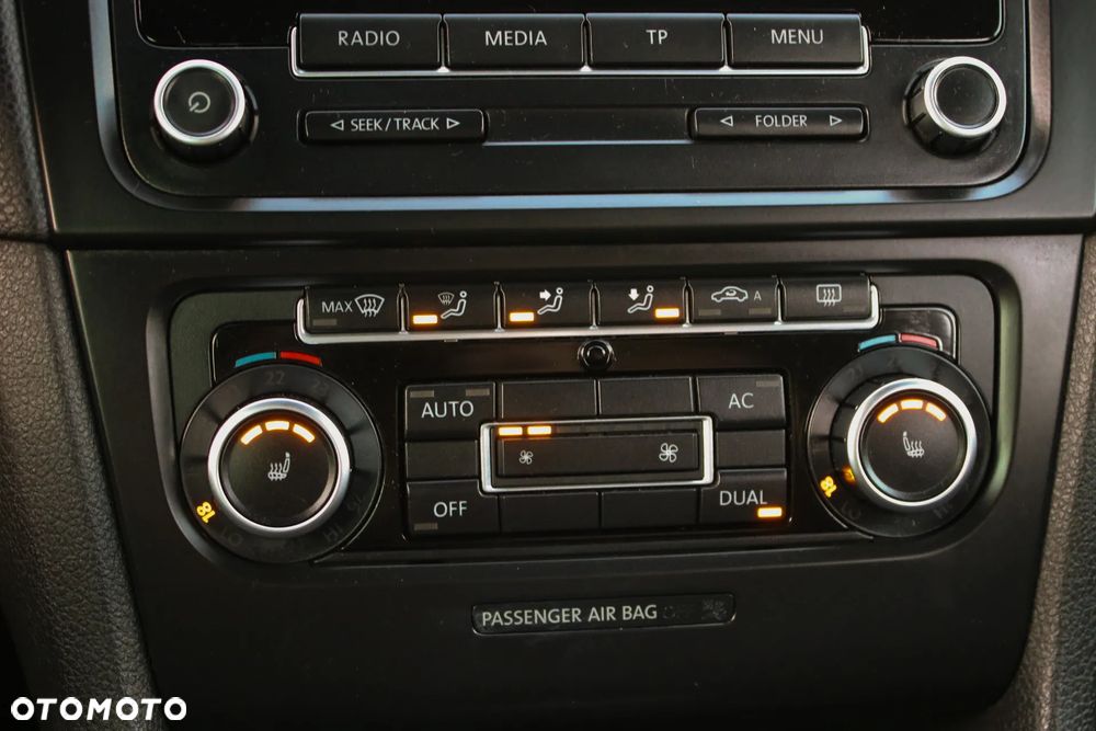Volkswagen Golf 2.0 TDI DPF GTD - 37