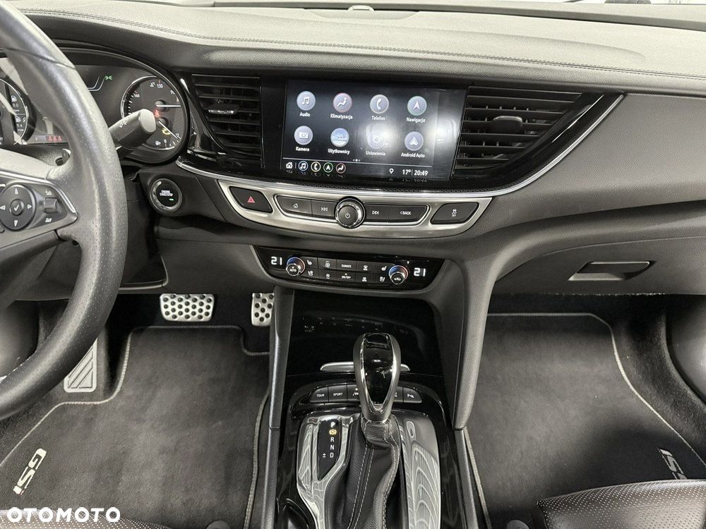 Opel Insignia - 23
