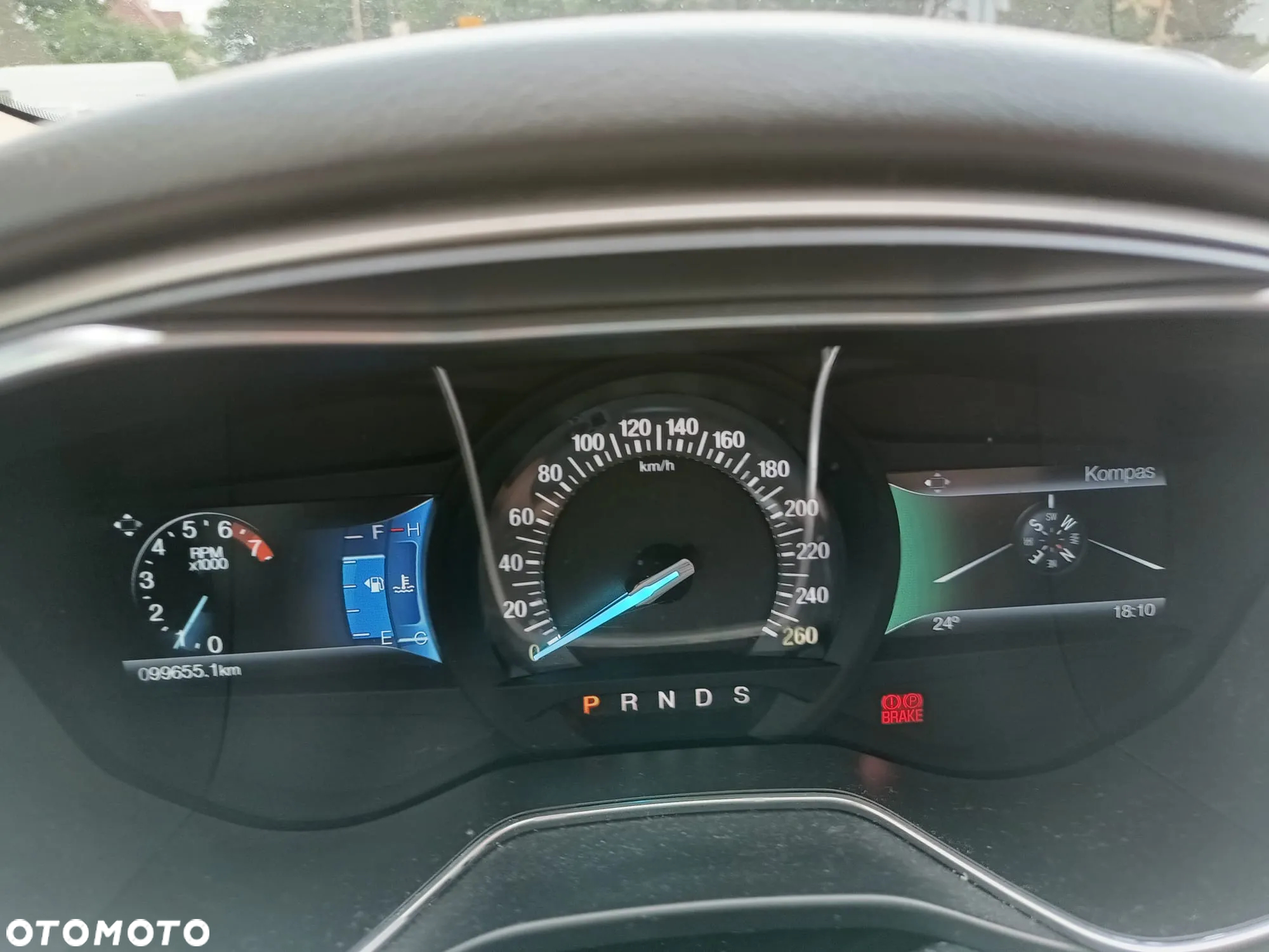 Ford Fusion - 16