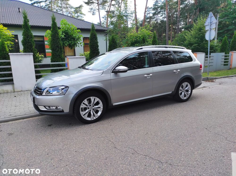 Volkswagen Passat 2.0 TDI BMT 4Mot Highline DSG - 13
