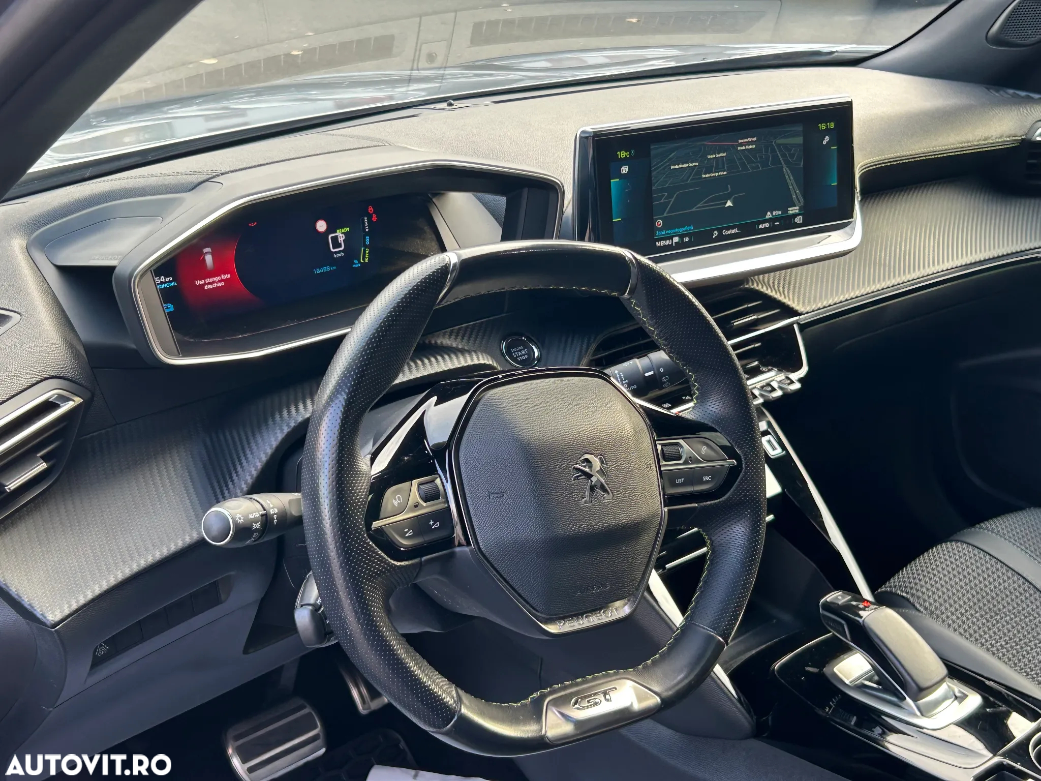 Peugeot 2008 e-2008 GT - 15