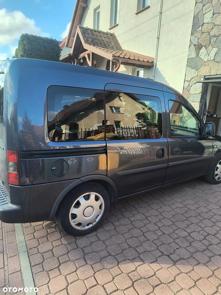 Opel Combo Tour - 3