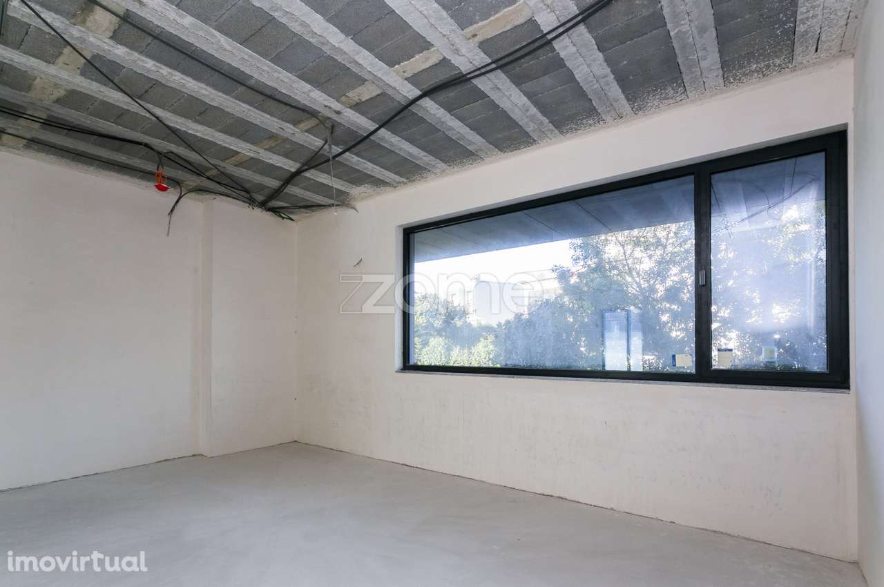 Loja nova para arrendamento em V.N. Famalicão - Grande imagem: 2/20