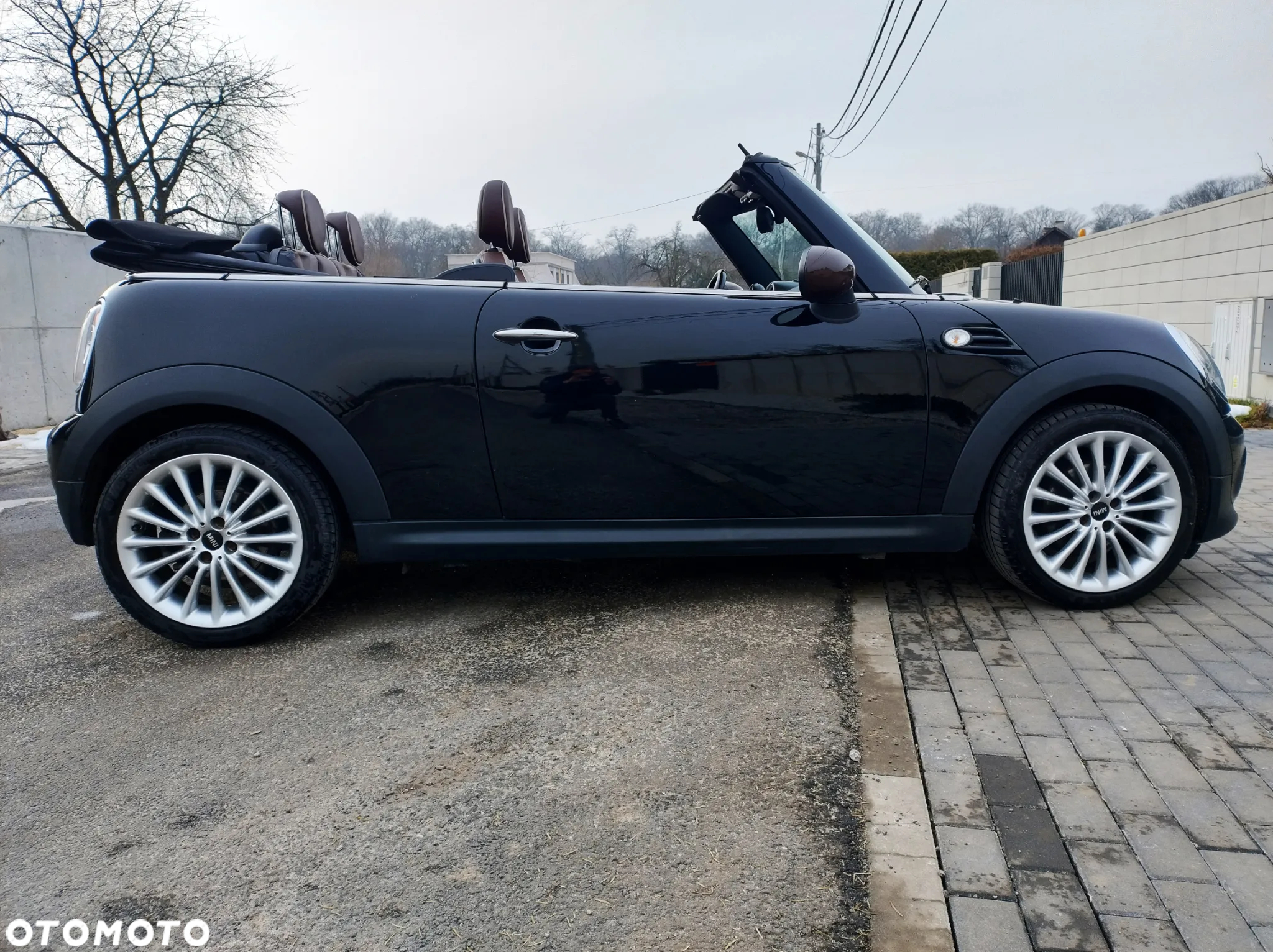 MINI Cooper Cabrio - 4