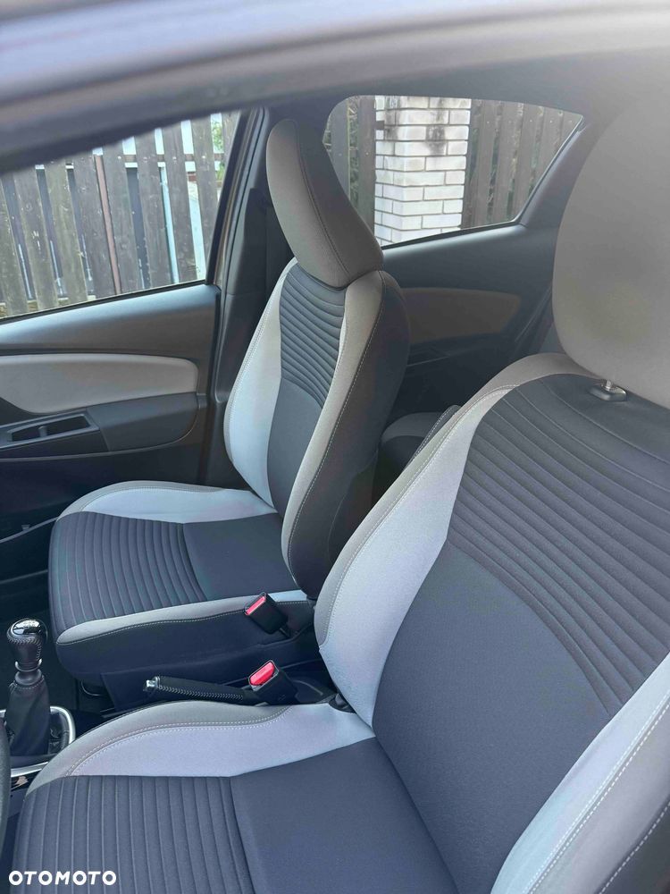 Toyota Yaris 1.5 Selection - 17