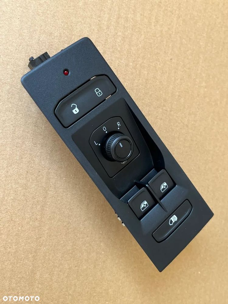 PRZEŁĄCZNIK SZYB LEWY PANEL VW T6.1 CARAVELLE DOKA TRANSPORTER 7LA868247S EU - 2