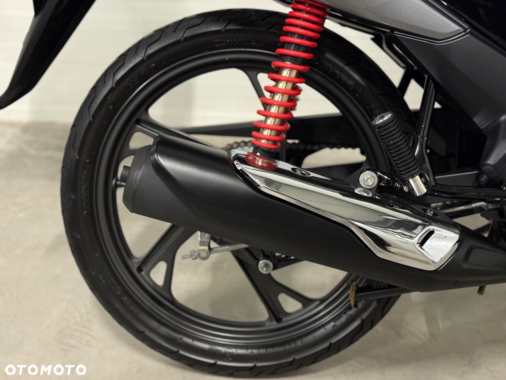 Honda CB - 16