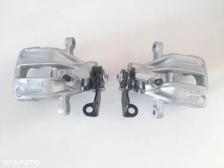 Zacisk tył Lewy Prawy Audi 80 B4 - 2