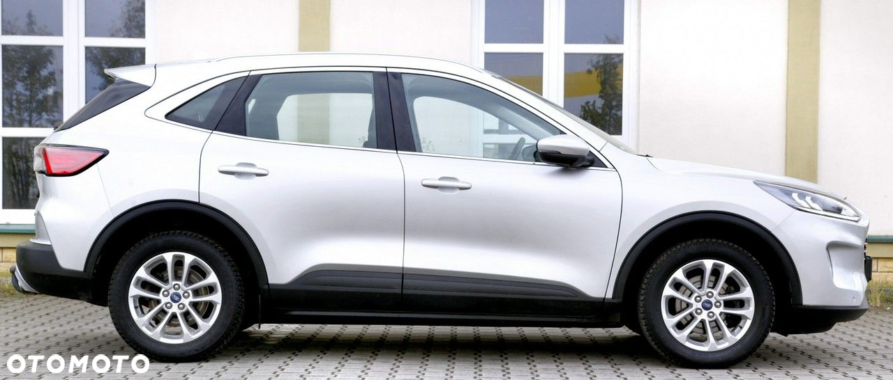 Ford Kuga - 22