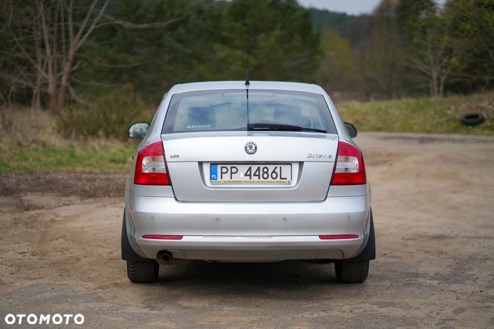 Skoda Octavia 1.6 - 5