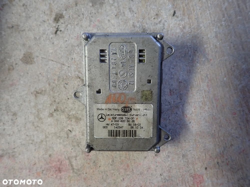 MERCEDES MODUŁ STEROWNIK ŚWIATEŁ A0028206026 5DF008704-00 - 1