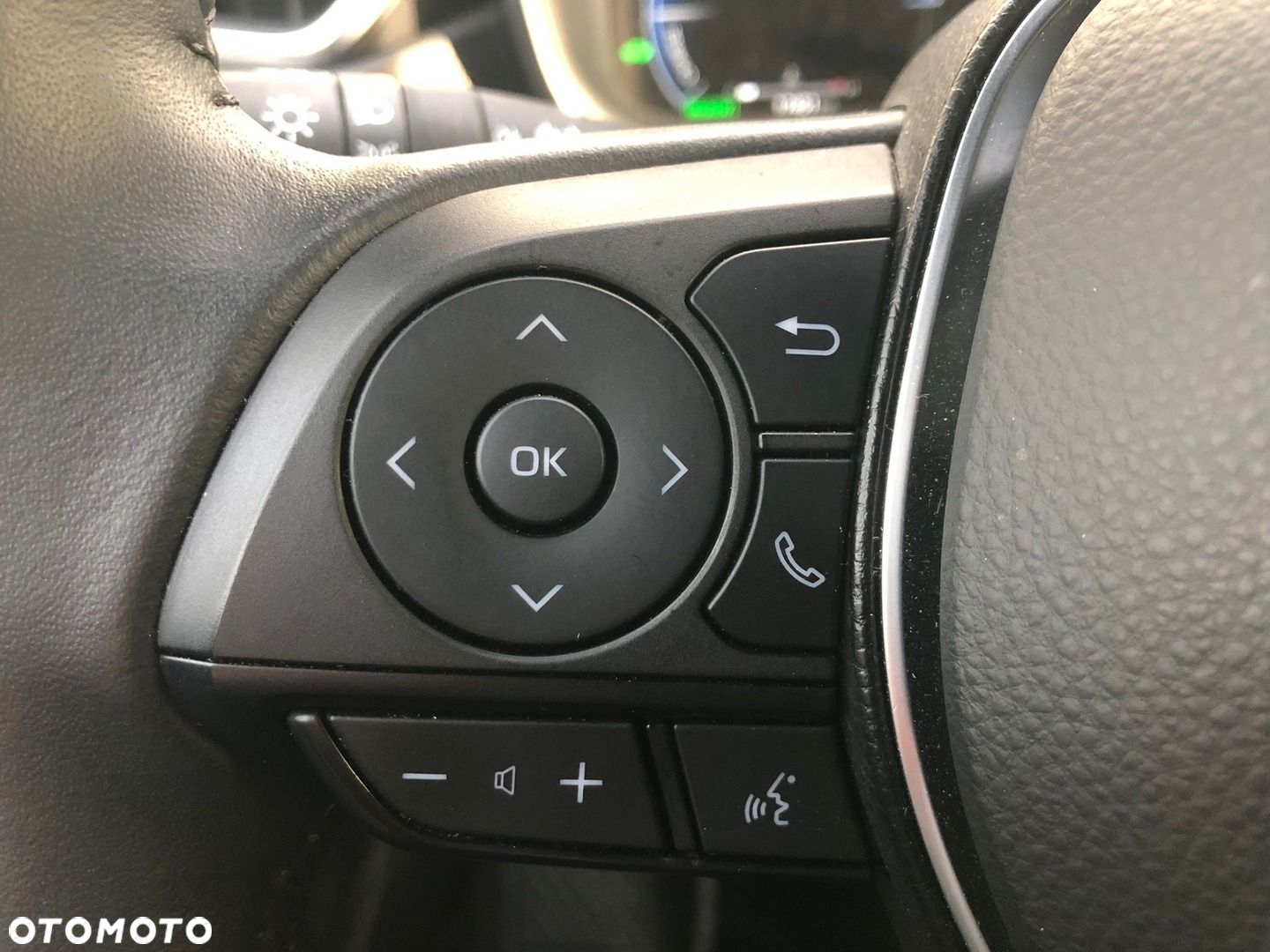 Toyota Corolla - 23