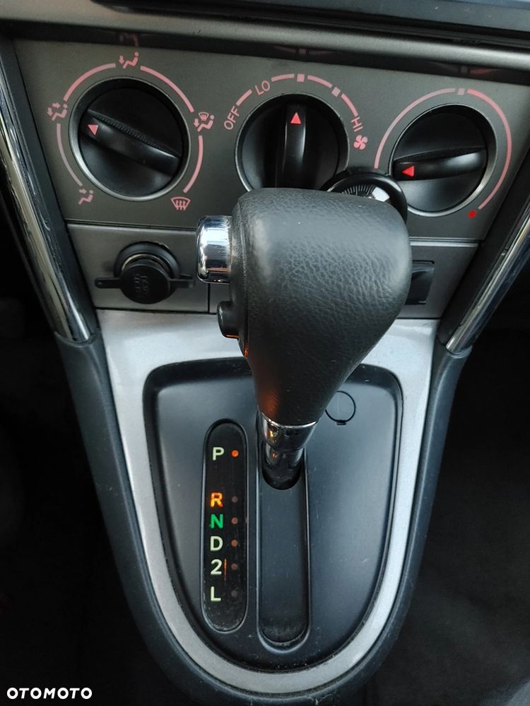 Pontiac Vibe - 9