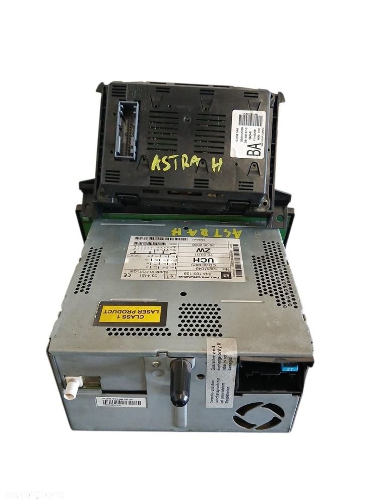 RADIO CD WYŚWIETLACZ OPEL ASTRA III H 13251048 13238548 ASTRA III H - 3