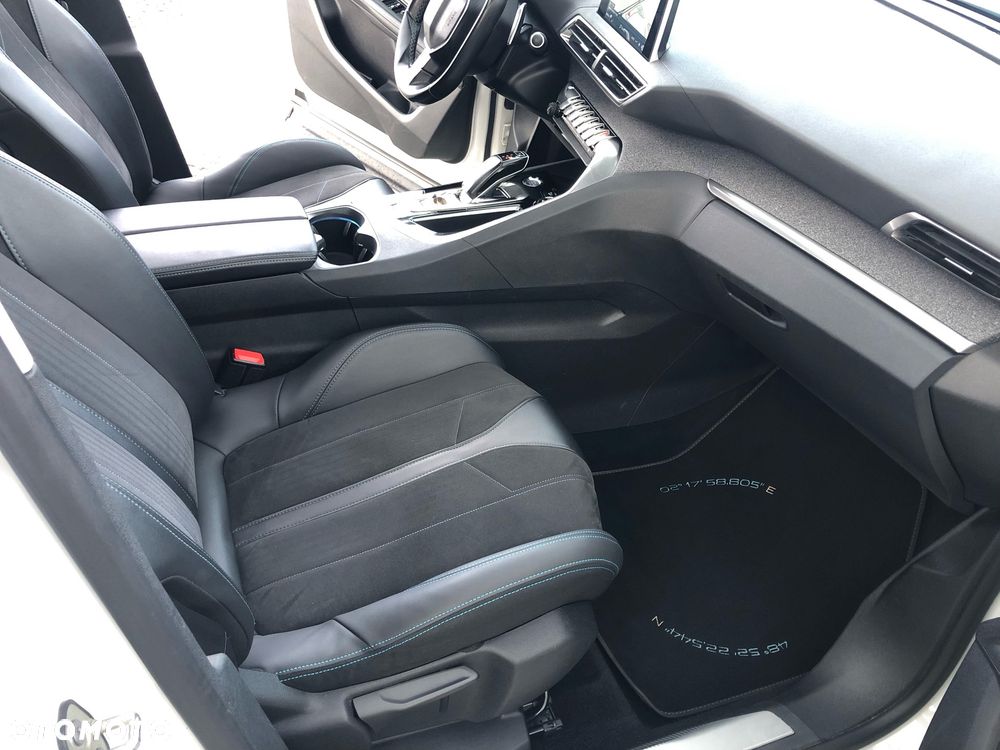Peugeot 5008 1.2 PureTech Crossway S&S EAT8 - 21