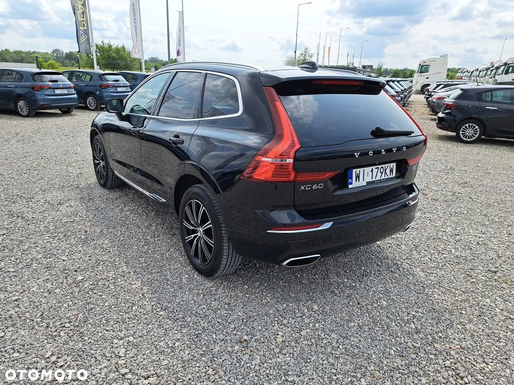 Volvo XC 60 D5 AWD Inscription - 4