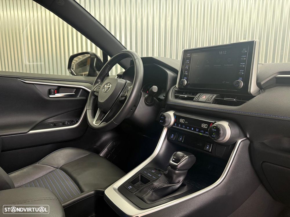 Toyota RAV4 2.5 HDF Square Collection - 22