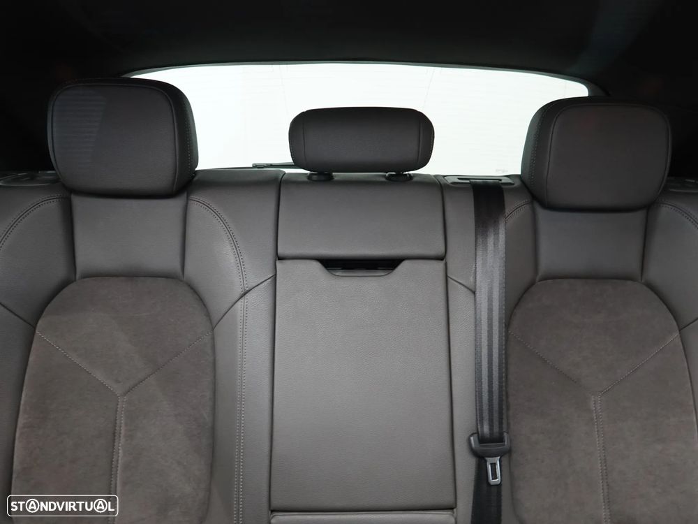 Porsche Macan S - 34