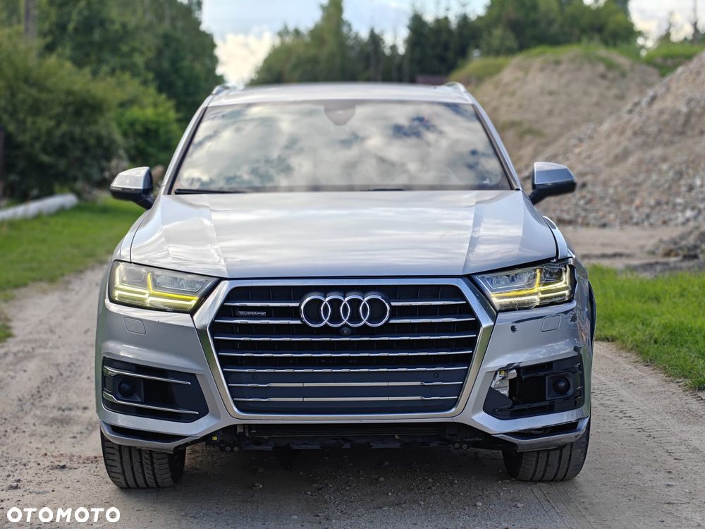 Audi Q7 3.0 TFSI Quattro Tiptronic - 7