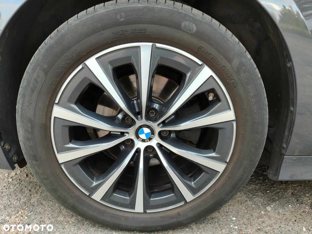 BMW Seria 3 320d xDrive - 15