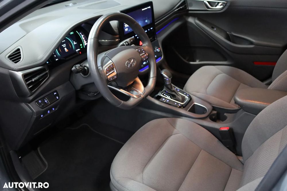 Hyundai IONIQ Plug-in-Hybrid 1.6 GDI Style - 15