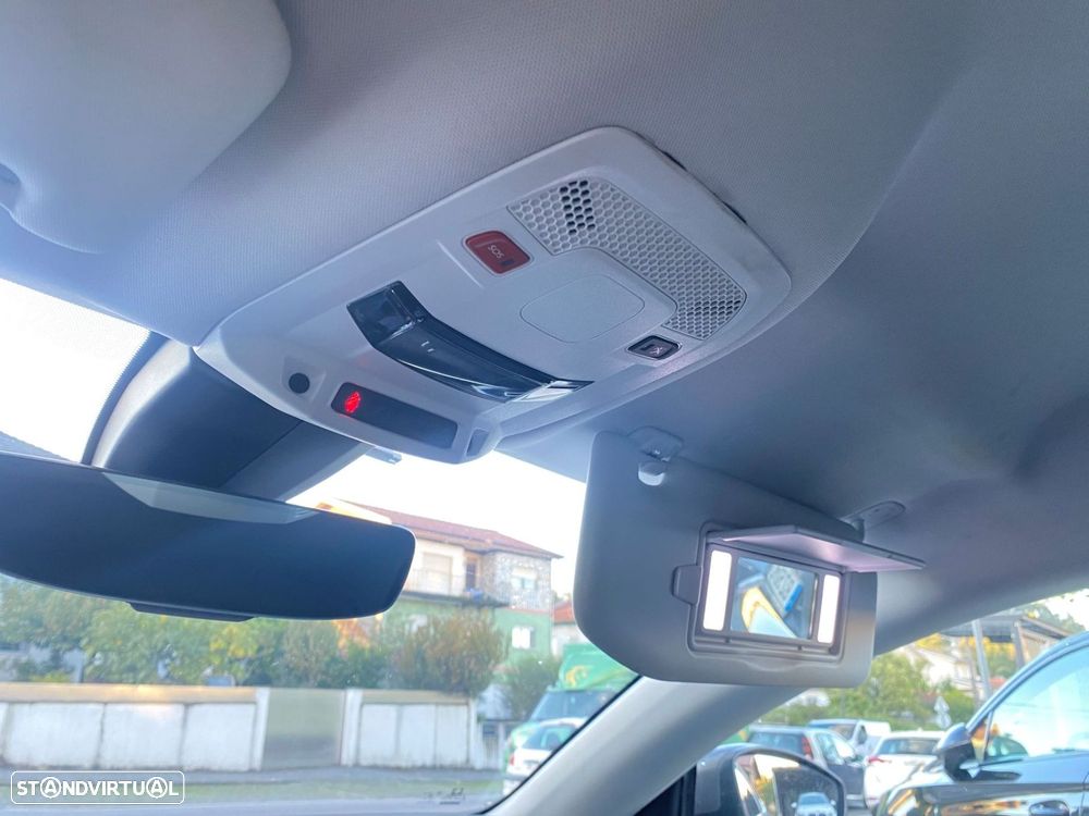 Peugeot 508 Plug-In Hybrid 225 e-EAT8 Allure Pack - 32