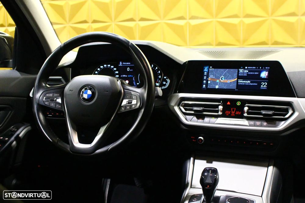 BMW 330 e Line Sport Auto - 22