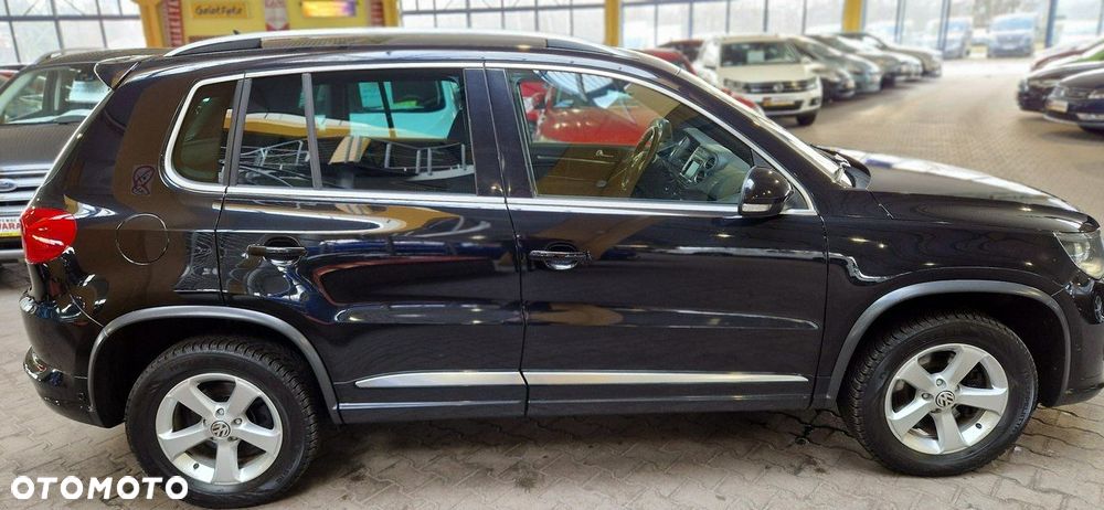 Volkswagen Tiguan - 11